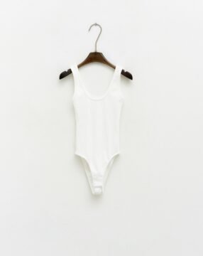 Bodis basic white