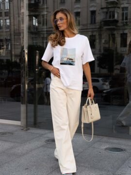 Wide leg jeans in milky white