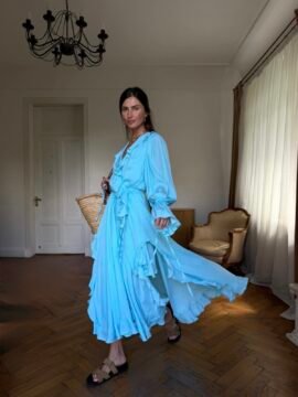 Maxi dress in blue