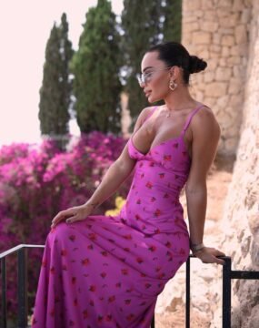 Romantic rose dress