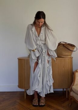 Maxi dress in light grey